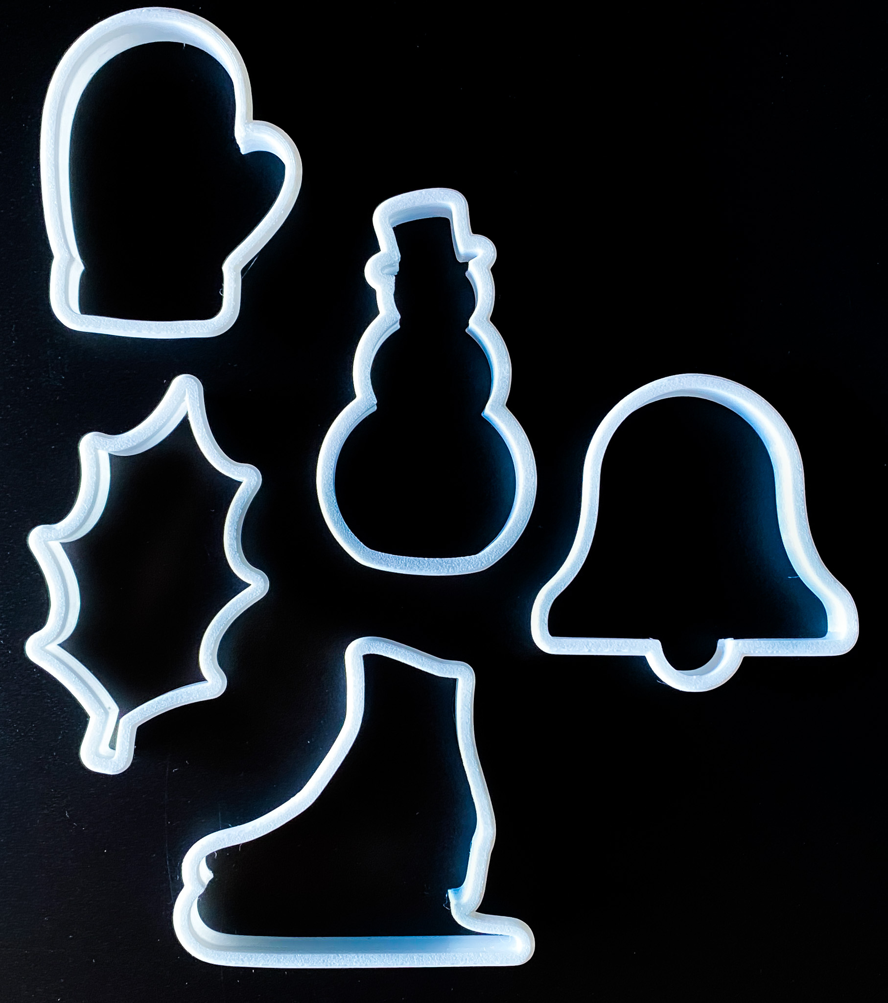 Set of 5 - Christmas Outdoors theme cookie cutters