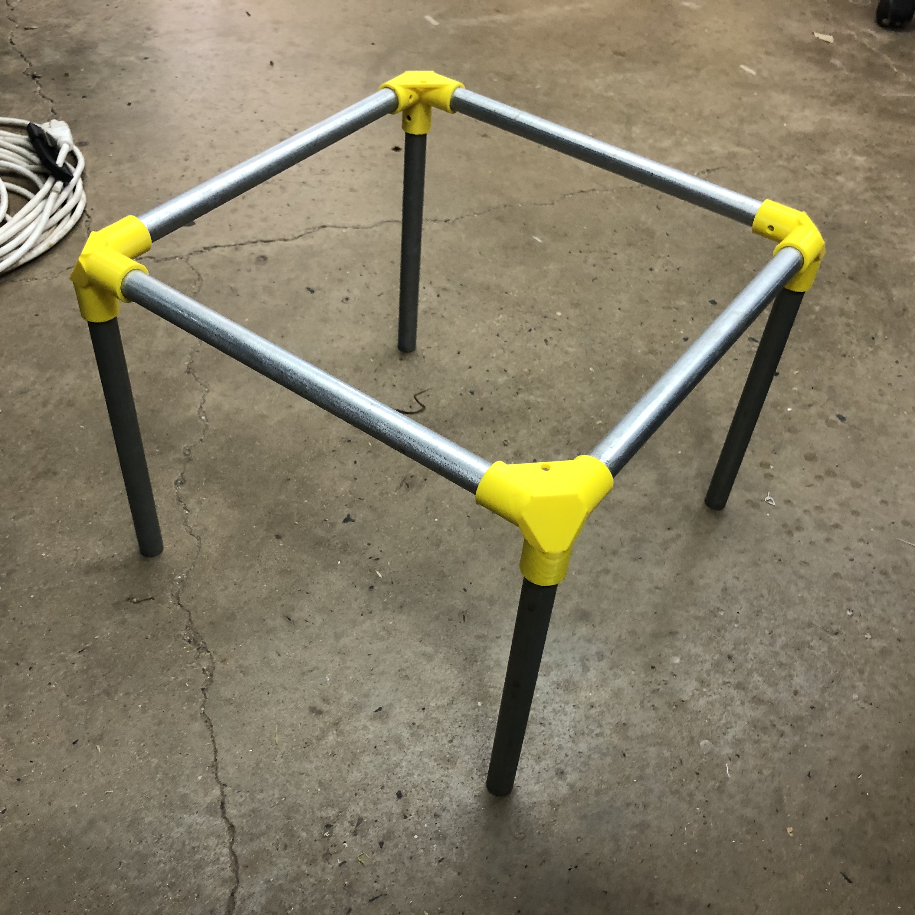 1/2 Conduit corners 4 ea.