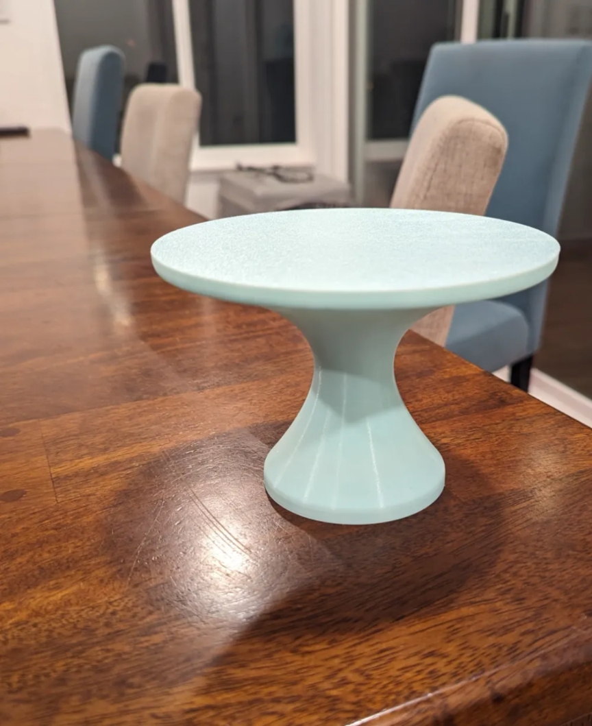 Cake stand