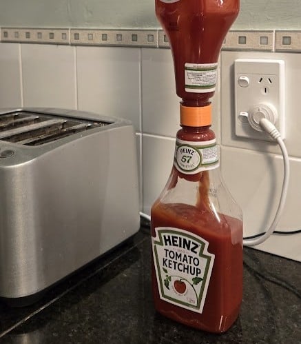 Ketchup Bottle-to-Bottle Joiner