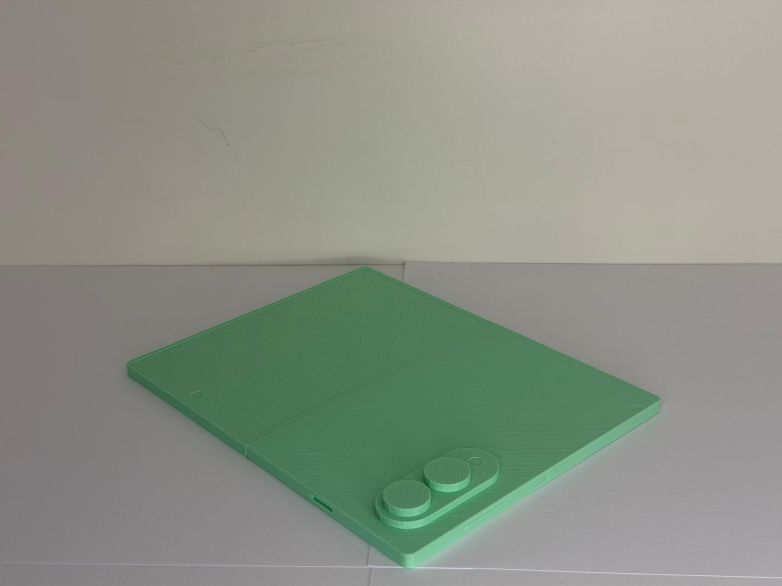 Foldable Phone 8 Wide Concept Model