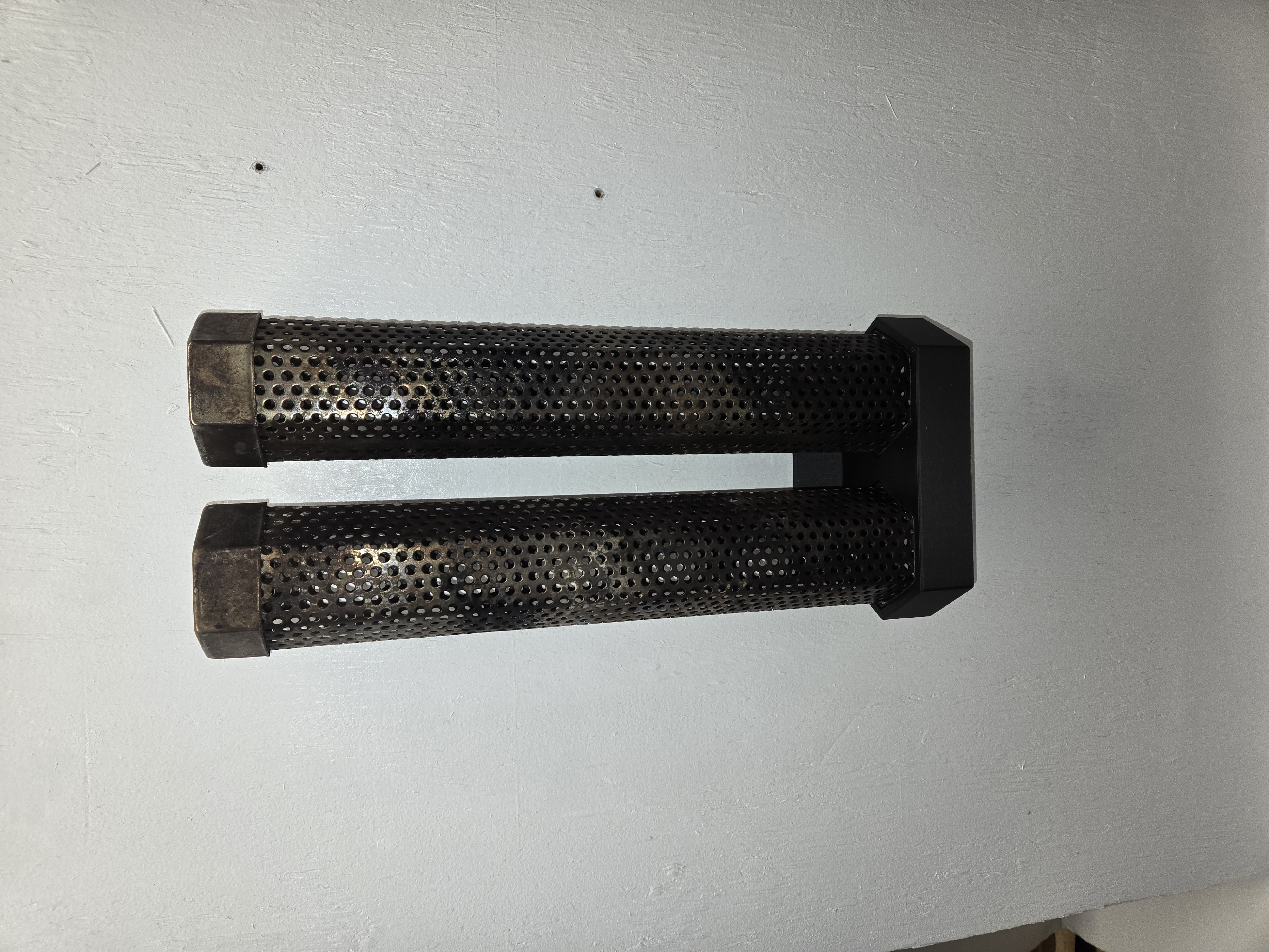 LizzQ Pellet Smoker Wall Mount
